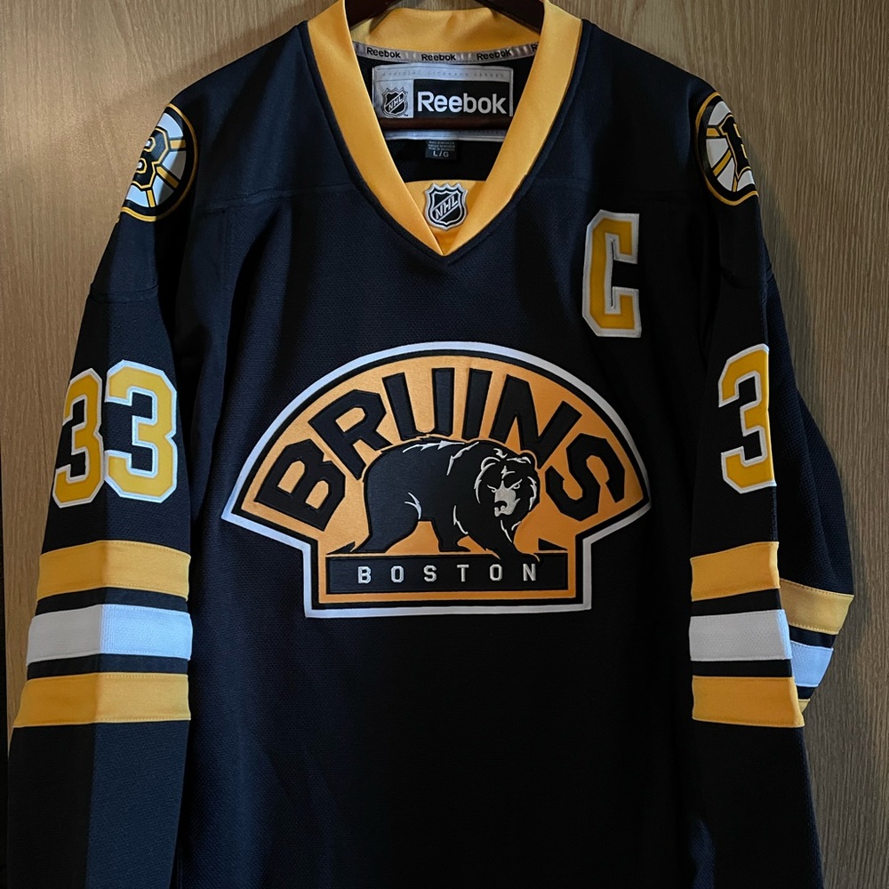 Boston Bruins Jersey #33
